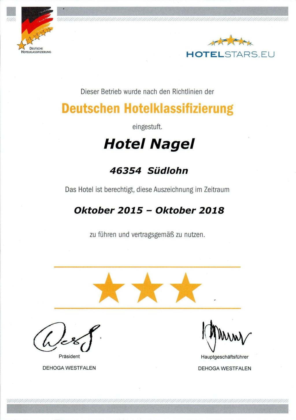 Foto toont certifcaat van duitse hotelclassifisering met 3 sterren