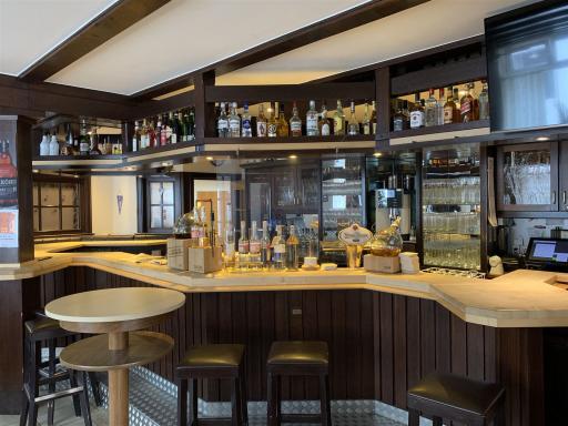 Aanzicht van de bar 